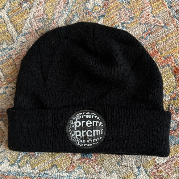 Supreme Other - Supreme Black Knit Hat with lenticular hologram Logo Patch